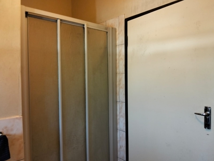 1 Bedroom Property for Sale in Potchefstroom North West